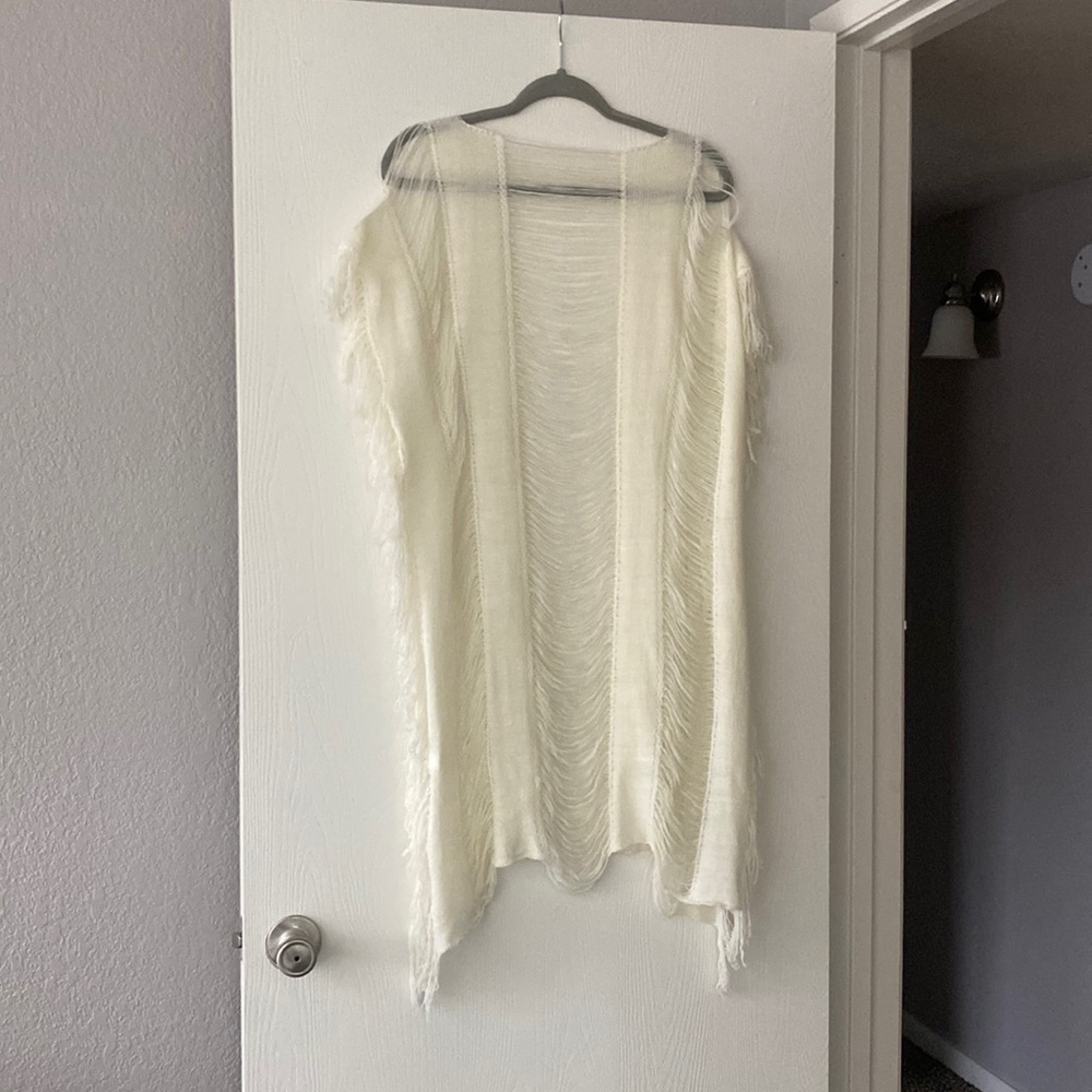 White beach cover up